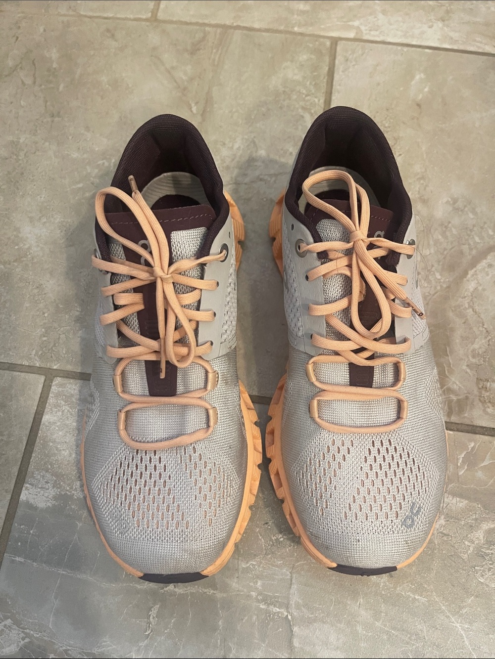 On Running Cloud X Sneakers 5.5
